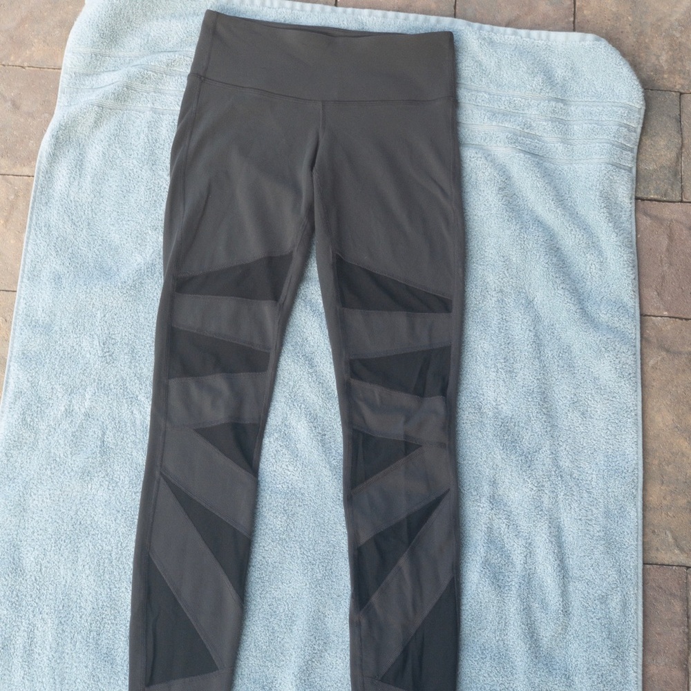 luluemon Wunder Under Pant Tech Mesh Size 4